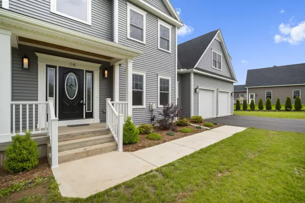 14 Fiddlehead Place, Suffield, CT 06078