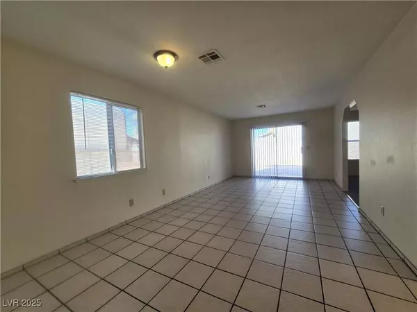 725 Brick DR, Henderson, NV 89002