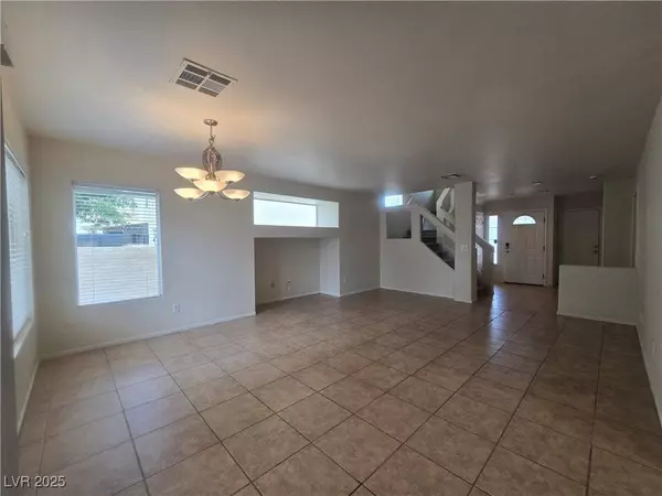 5136 Zoroaster ST, Las Vegas, NV 89148