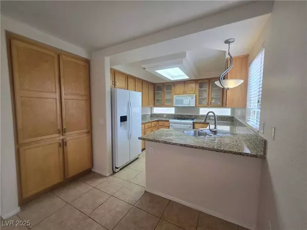 5136 Zoroaster ST, Las Vegas, NV 89148