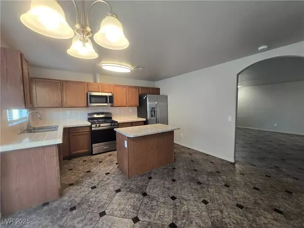 6574 First View AVE, Las Vegas, NV 89142