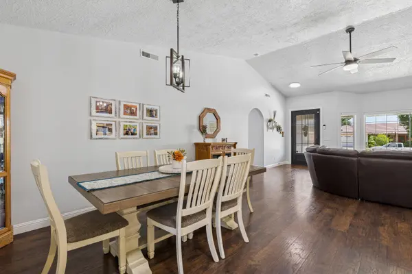 1755 E 2370 S, St George, UT 84790