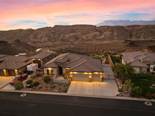 2860 W CLIFFHANGER DR, Hurricane, UT 84737