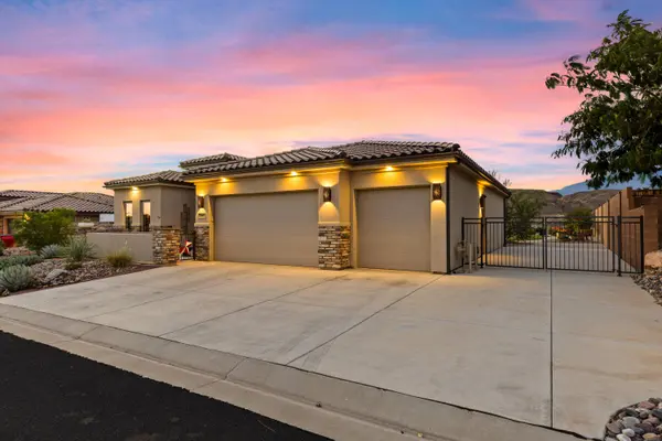 2860 W CLIFFHANGER DR, Hurricane, UT 84737