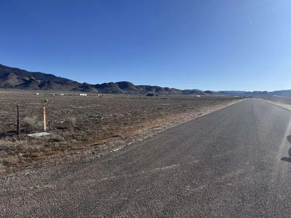 5.03acre w/ Well and Wtr Right, Newcastle, UT 84756