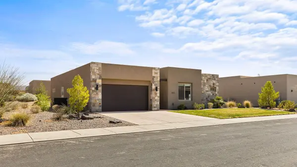 3211 S Hideaway PL, Hurricane, UT 84737