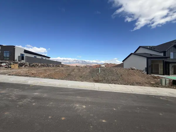 1840 W 350 N, Hurricane, UT 84737