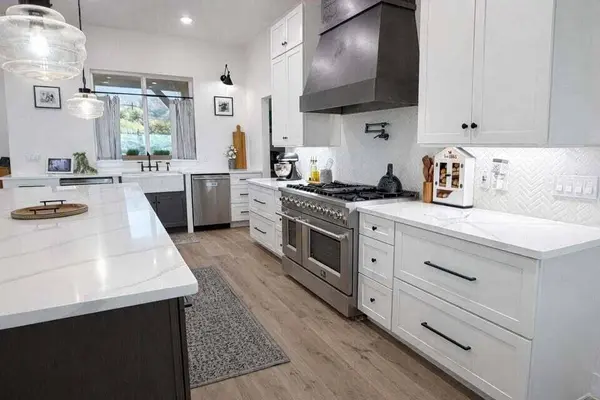 5155 S 2600 E E, Newcastle, UT 84756