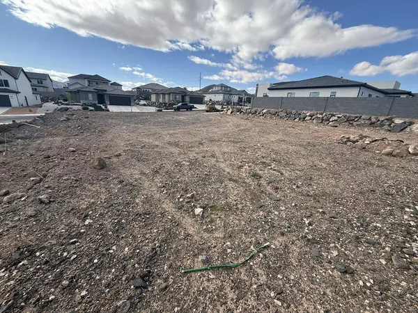 1840 W 350 N #108, Hurricane, UT 84737