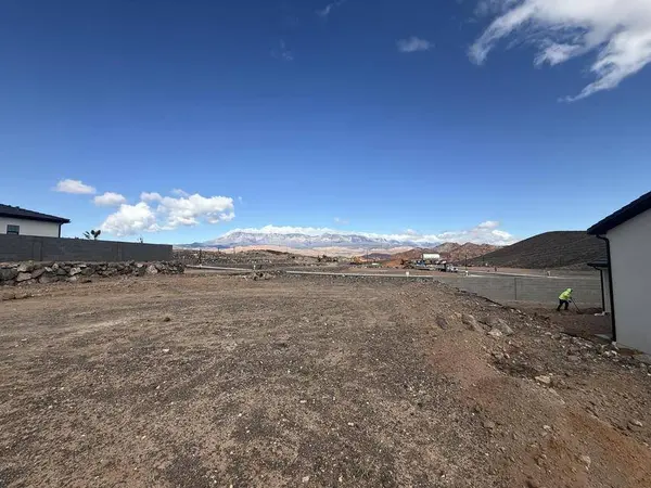 1840 W 350 N #108, Hurricane, UT 84737