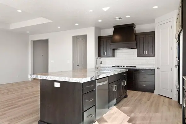 31 W Camino Oso DR, Washington, UT 84780