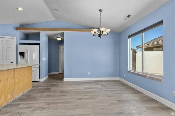 4400 W STATE ST #117, Hurricane, UT 84737