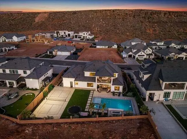 3262 S TALLOW TREE DR, St George, UT 84790
