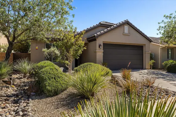 2577 E HILLTOP LEDGE DR, Washington, UT 84780