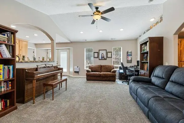 595 S 1200 E, Enterprise, UT 84725