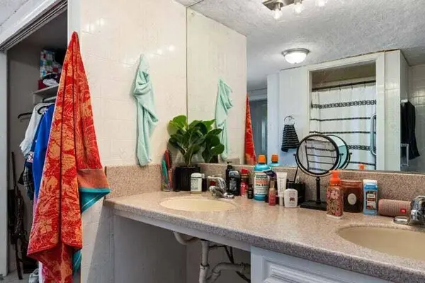 67 S Center ST, Enterprise, UT 84725