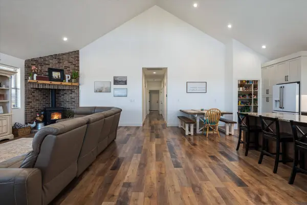 914 E 2800 N, Newcastle, UT 84756