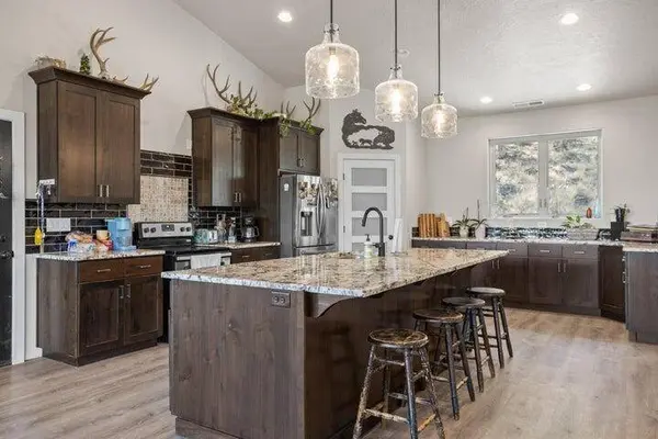 711 W Main ST, Enterprise, UT 84725