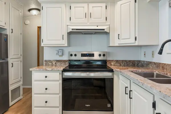 1150 W RED HILLS Pkwy 18, Washington, UT 84780