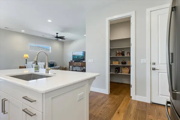 1205 W GRAYSON DR, St George, UT 84790