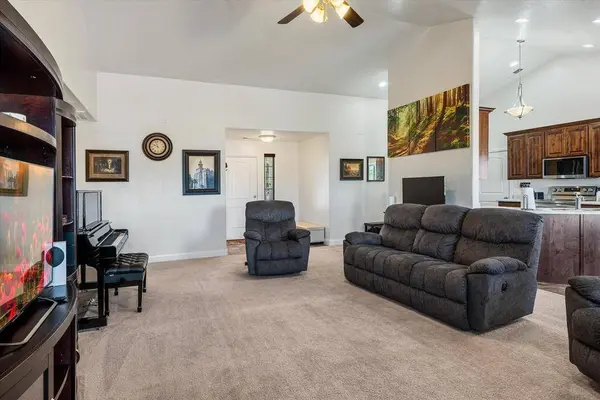 514 S 200 East ST, Enterprise, UT 84725