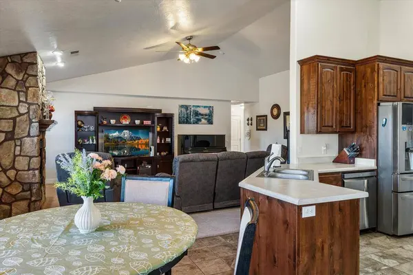 514 S 200 East ST, Enterprise, UT 84725