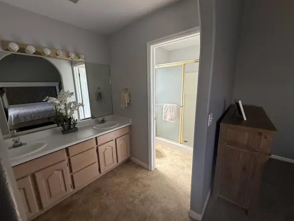 64 N 2000 E, St George, UT 84790