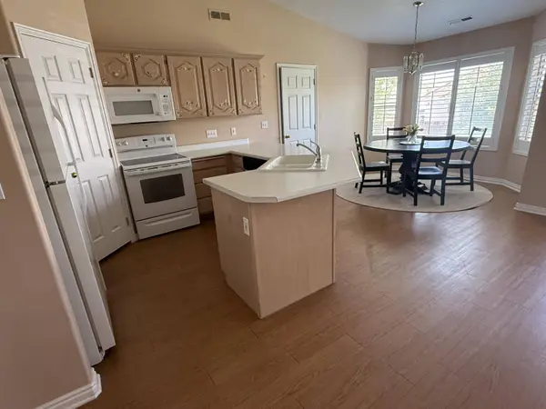 64 N 2000 E, St George, UT 84790