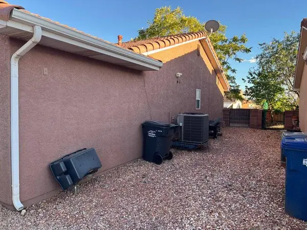 272 E Arrowweed WAY, Washington, UT 84780