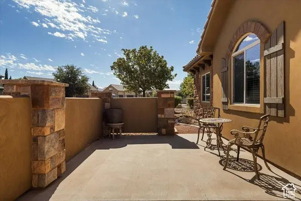 2644 S WILSON DR, Hurricane, UT 84737