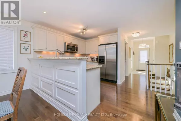 72 Tuscany Grande #13, New Tecumseth, ON L9R0E2