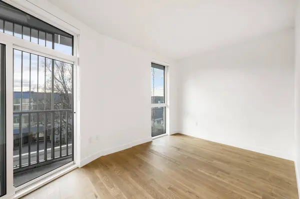 2888 Arbutus ST #307, Vancouver, BC V6J 0J1