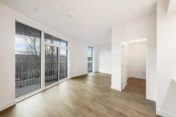 2888 Arbutus ST #307, Vancouver, BC V6J 0J1