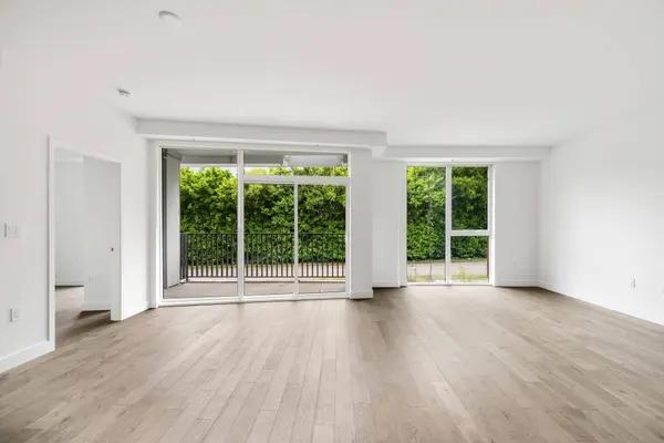 2888 Arbutus ST #203, Vancouver, BC V6J 0J1