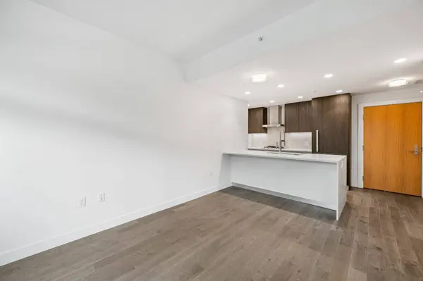 2888 Arbutus ST #206, Vancouver, BC V6J 0J1