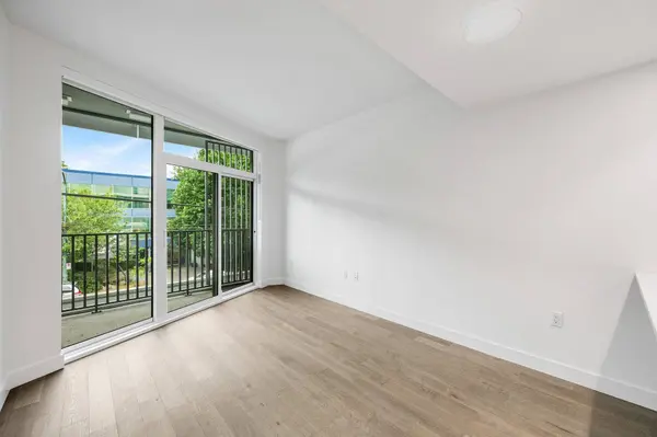 2888 Arbutus ST #206, Vancouver, BC V6J 0J1