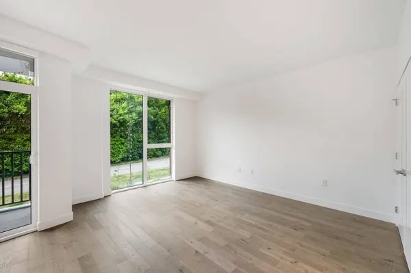 2888 Arbutus ST #203, Vancouver, BC V6J 0J1