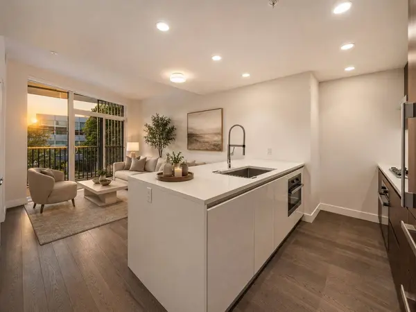2888 Arbutus ST #206, Vancouver, BC V6J 0J1