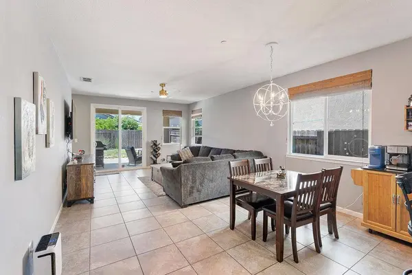 9421 Blue Mountain WAY, Sacramento, CA 95829