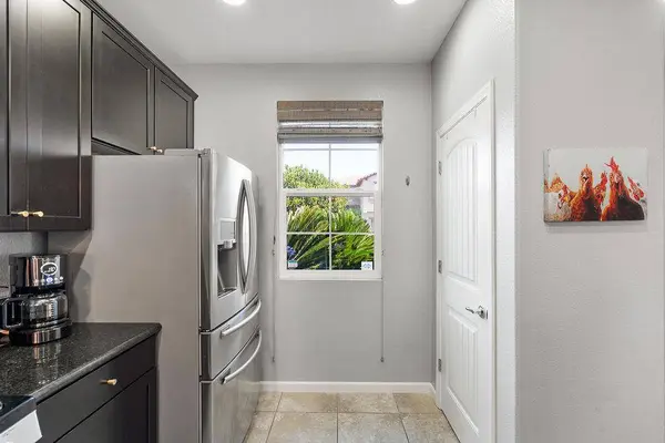 9421 Blue Mountain WAY, Sacramento, CA 95829