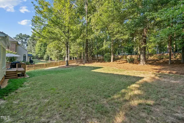 108 Branchside Lane, Holly Springs, NC 27540