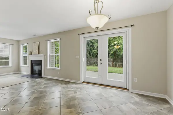 909 Steelhorse Drive, Fuquay Varina, NC 27526