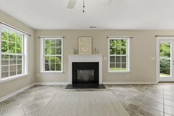909 Steelhorse Drive, Fuquay Varina, NC 27526