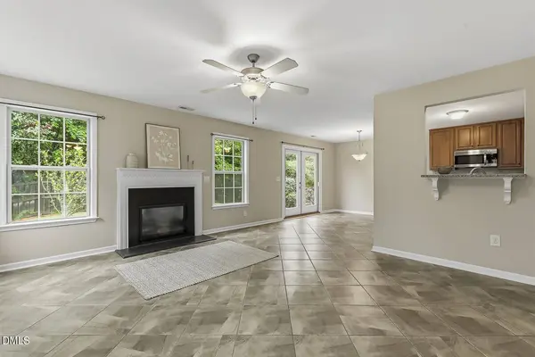 909 Steelhorse Drive, Fuquay Varina, NC 27526