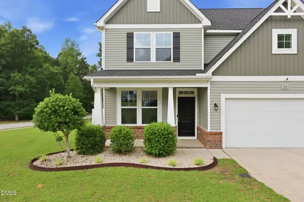 15 Dandelion Place, Spring Lake, NC 28390