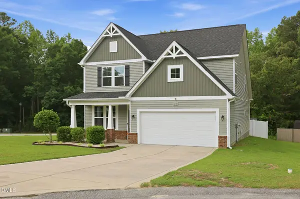 15 Dandelion Place, Spring Lake, NC 28390