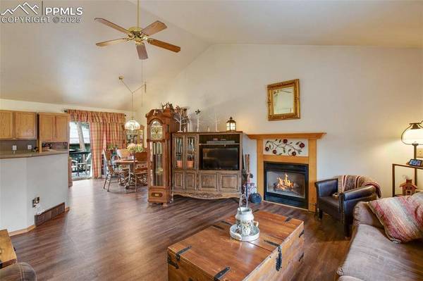 411 Bowman AVE, Woodland Park, CO 80863