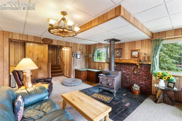 215 Valley DR, Florissant, CO 80816