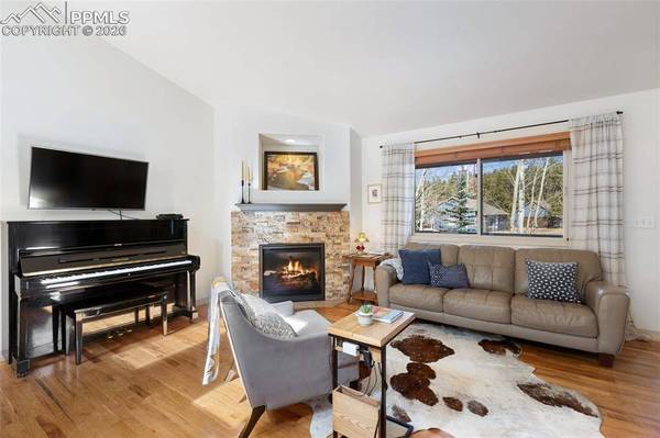 2865 Sunnywood AVE, Woodland Park, CO 80863