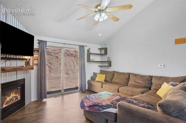 181 Valley LN, Woodland Park, CO 80863